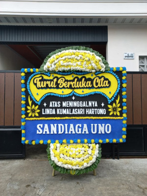 Papan Bunga Duka di Curug Mekar